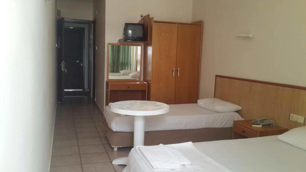Guevenir Hotel Окурджалар Стая снимка